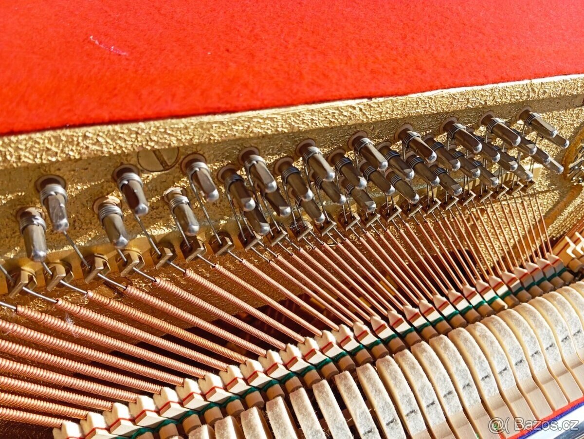 Nabízím levně k prodeji levně pianino Rösler (spěchá - 4