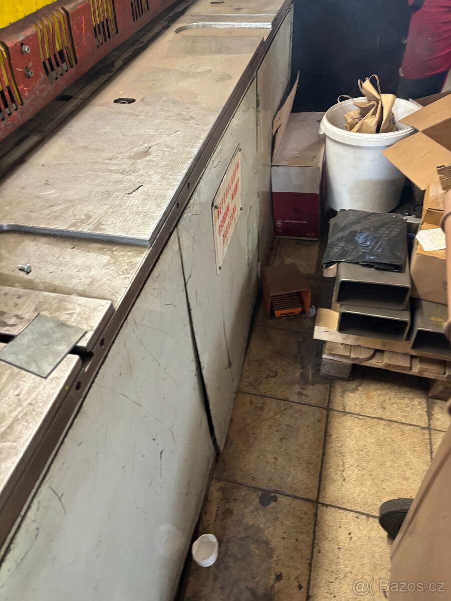 prodám tabulové nůžky NTC 2000/2,5 - 4