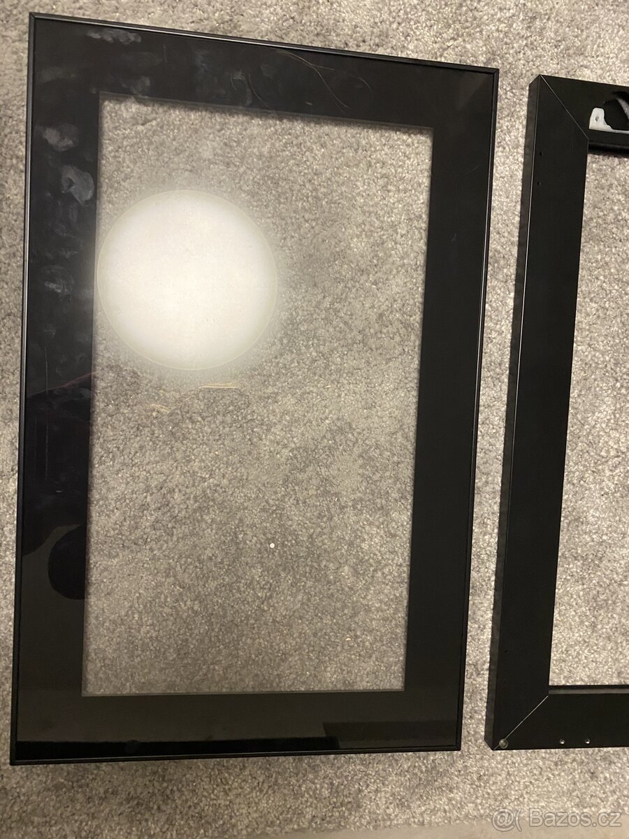 Sklenena dvirka na Ikea besta Skrinka 60x40 černy lem - 4