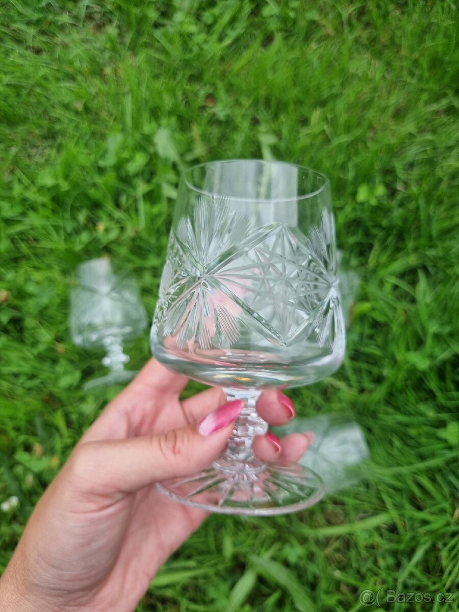 5 sklenic broušené sklo - 4