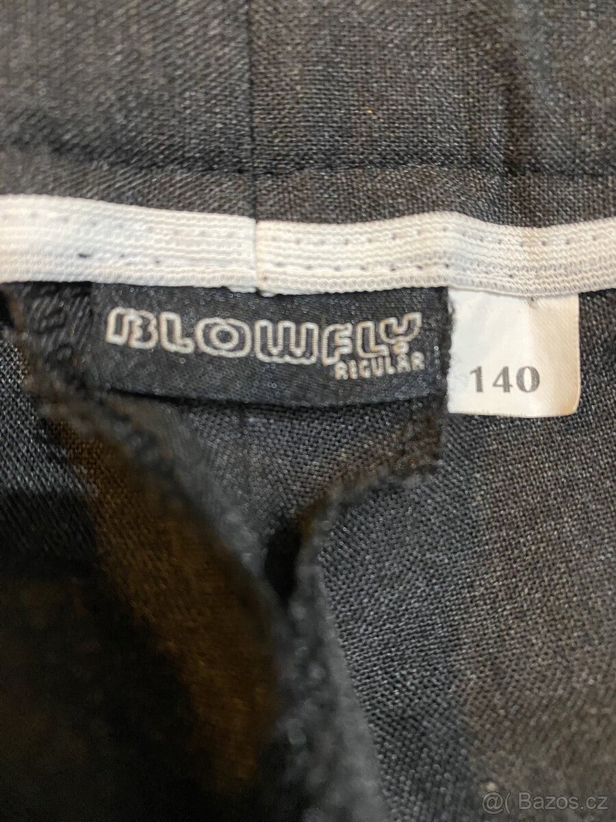 Chlapecké společenské kalhoty vel.140 - 4