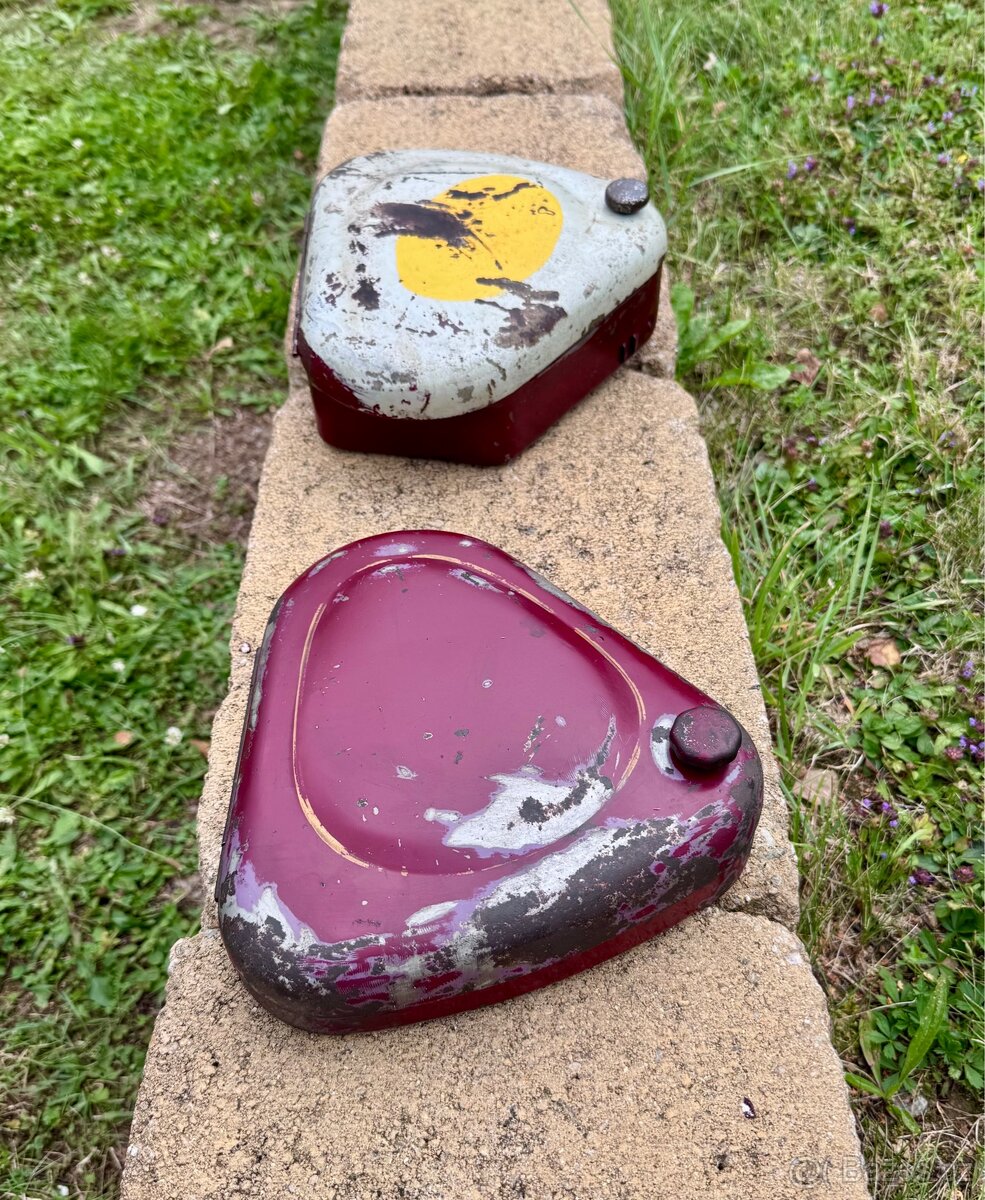 Jawa 250 350 perak, Ogar 350 - kastlíky - 4