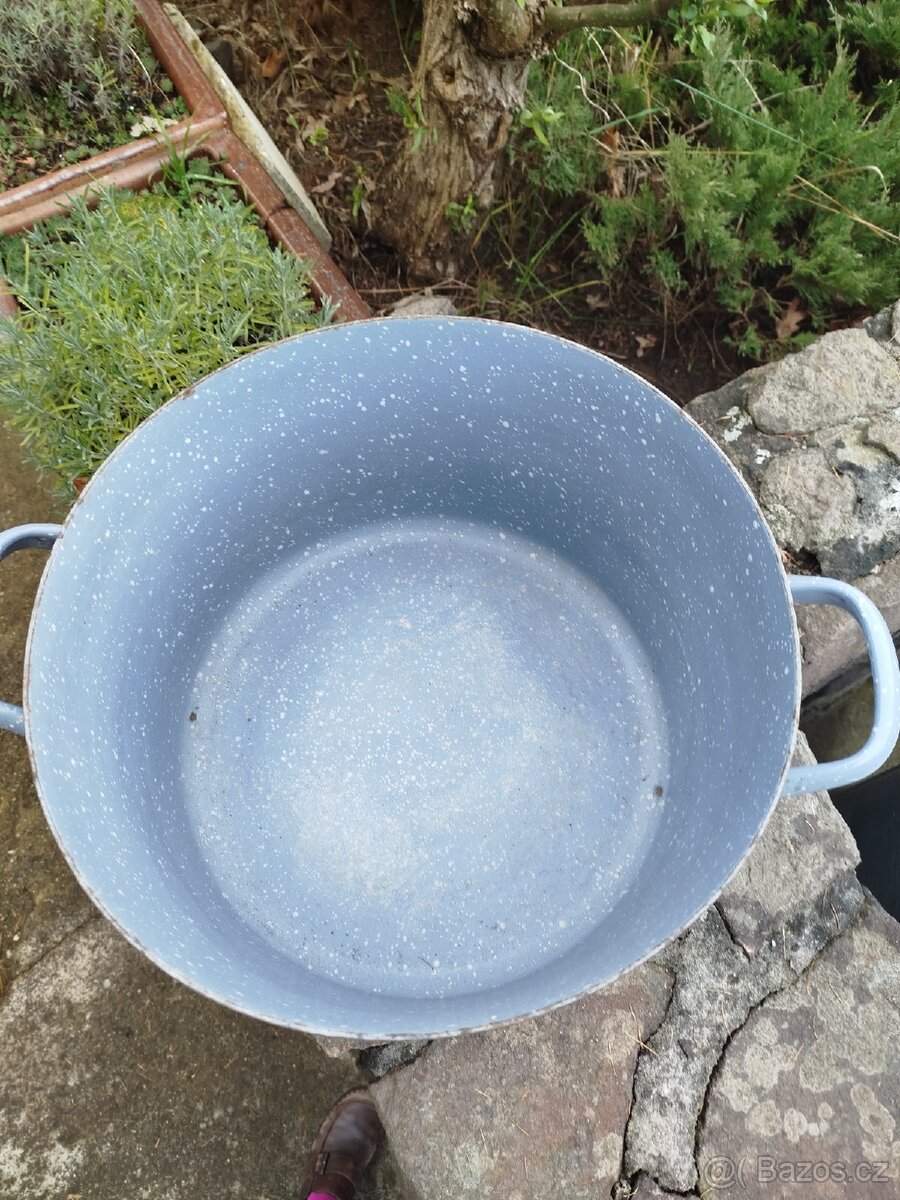 Smaltovaný hrnec - 4