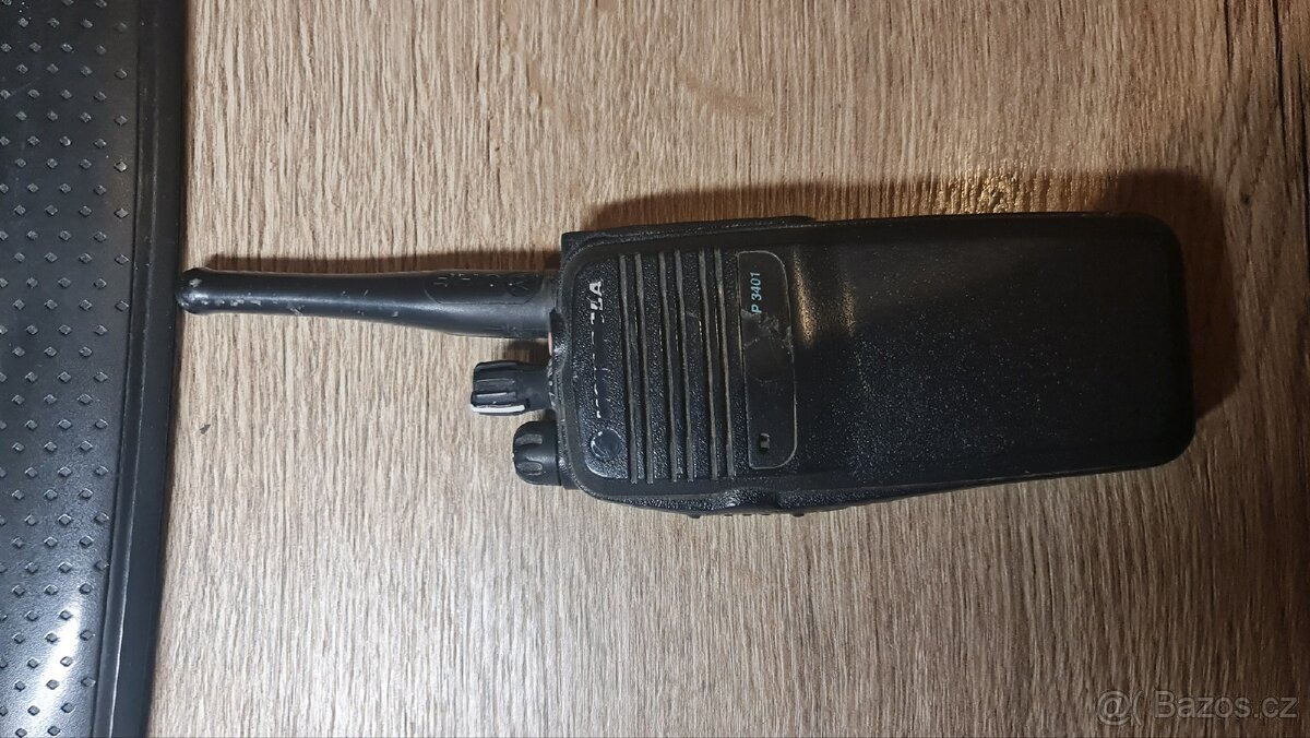 Motorola DP 3400/3401 UHF vysílačka radiostanice - 4