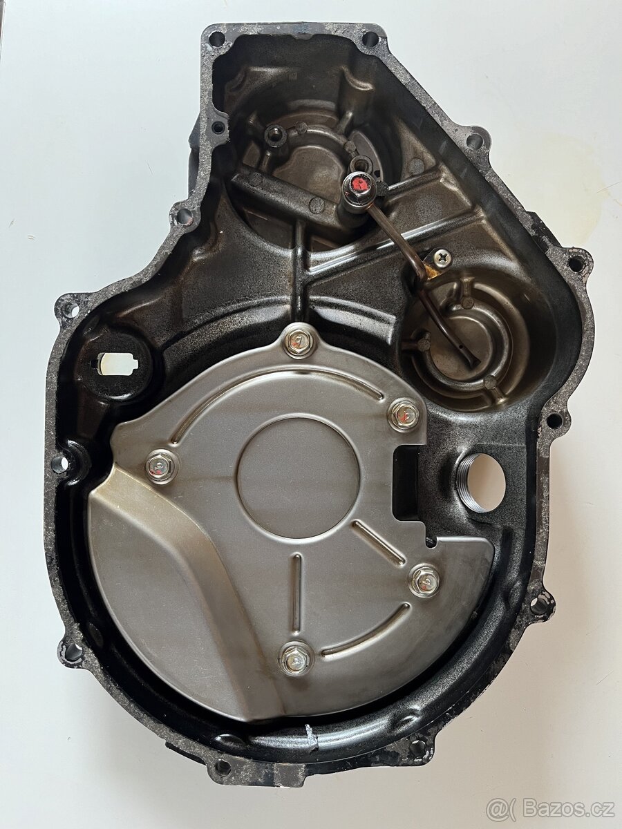 Víko spojky Kawasaki ZRX 1100 - 4