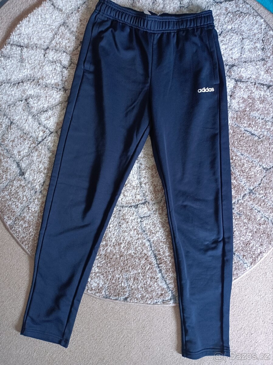 Souprava adidas 164 - 4