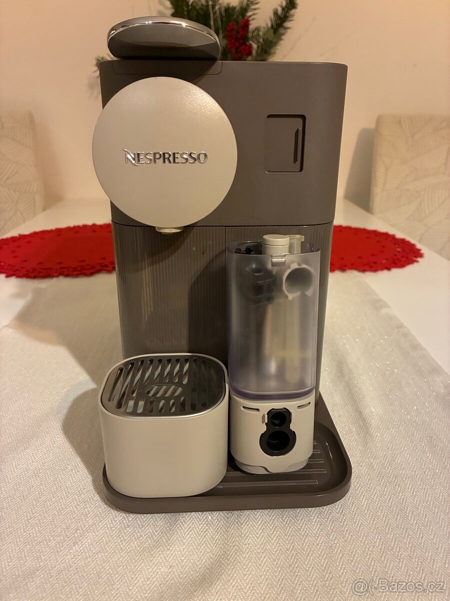 Kávovar Nespresso Lattissima One Šedý - 4