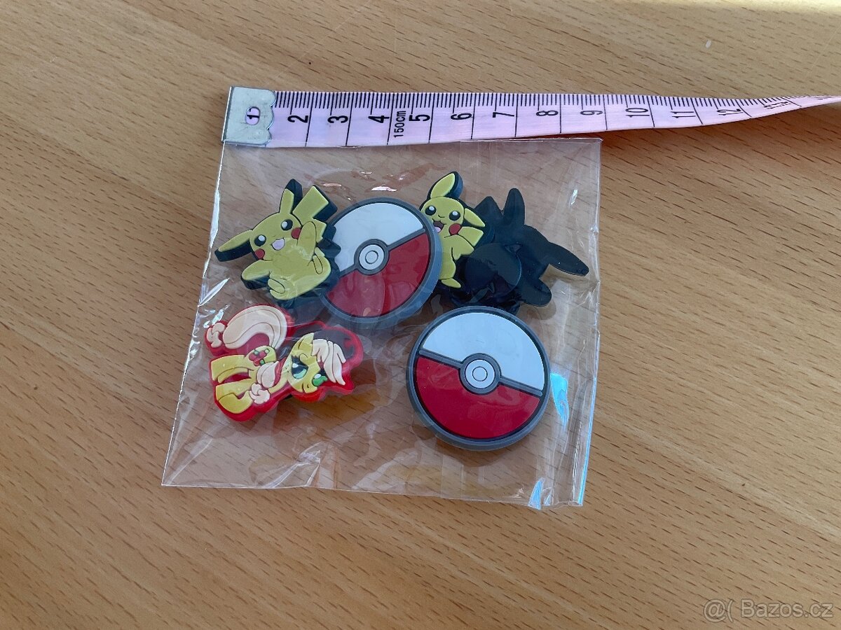 Nové- 6x ozdoba na boty Crocs- Pikachu, pokebal, MLP - 4
