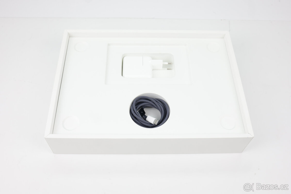 Apple MacBook Air 13 M4 CZ 2025 Temně inkoustový - 4