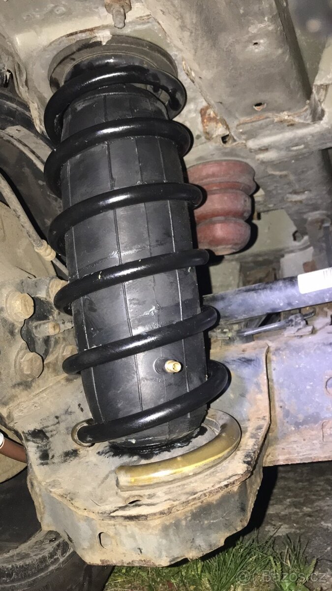 Vzduchové Mechy do SUV, Dodávky , Osobné autá - 4