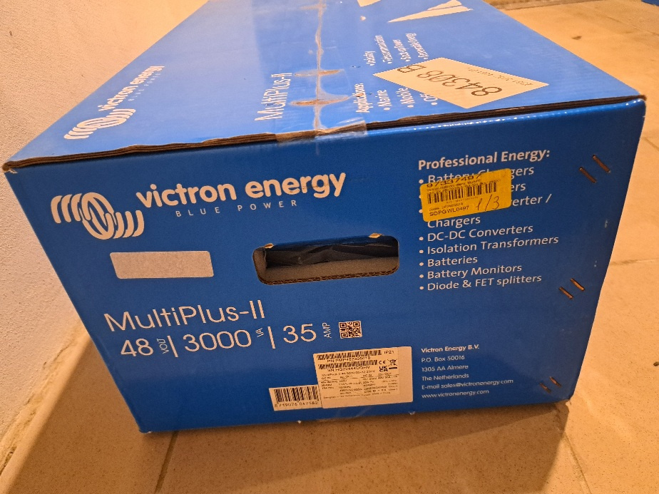 Victron Energy MultiPlus-II 48/3000/35-32 - 4