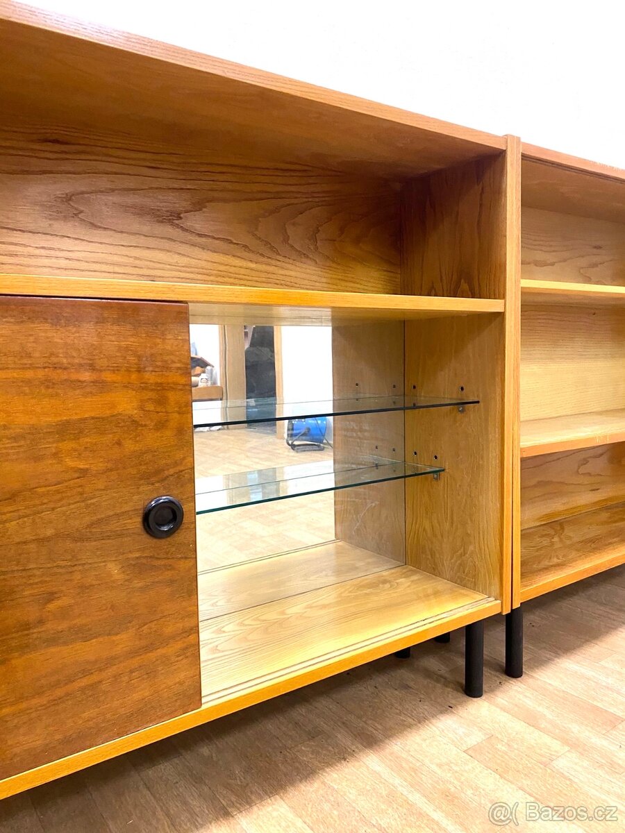 Retro knihovny 60. léta Brusel - 4