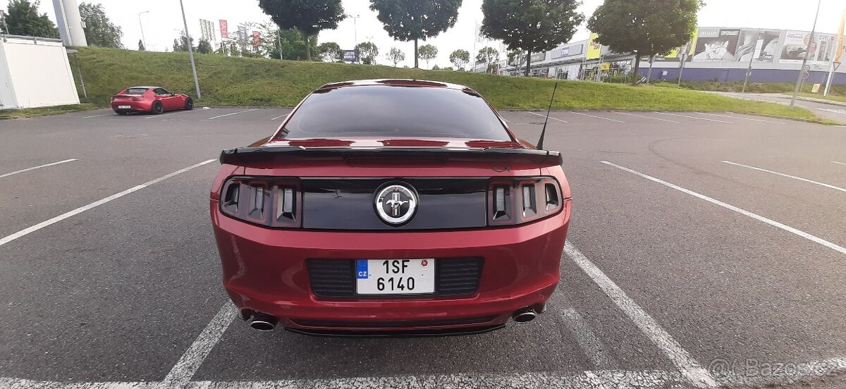 Ford Mustang 3,7 V6 2014 - 4