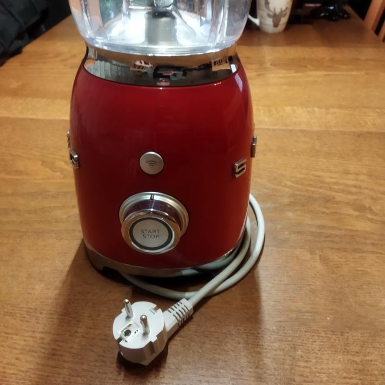 Designový stolní mixér SMEG - 4