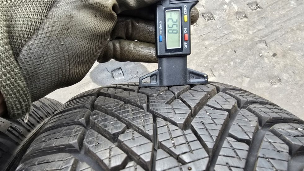 Zimní pneu 205/60/16 Pirelli - 4