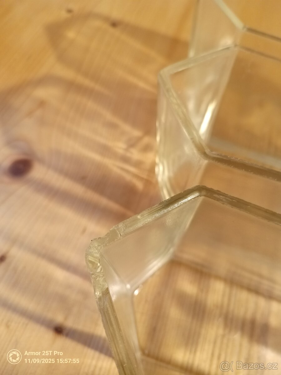 Skleněné dózy - 4