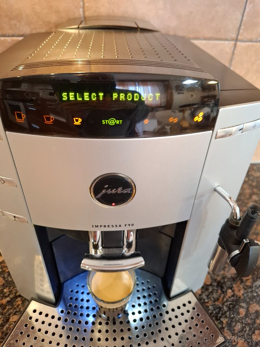 PRODÁM AUTOMATICKÝ KÁVOVAR ŠVÝCARSKÉ ZN. JURA IMPRESSA F90 - 4