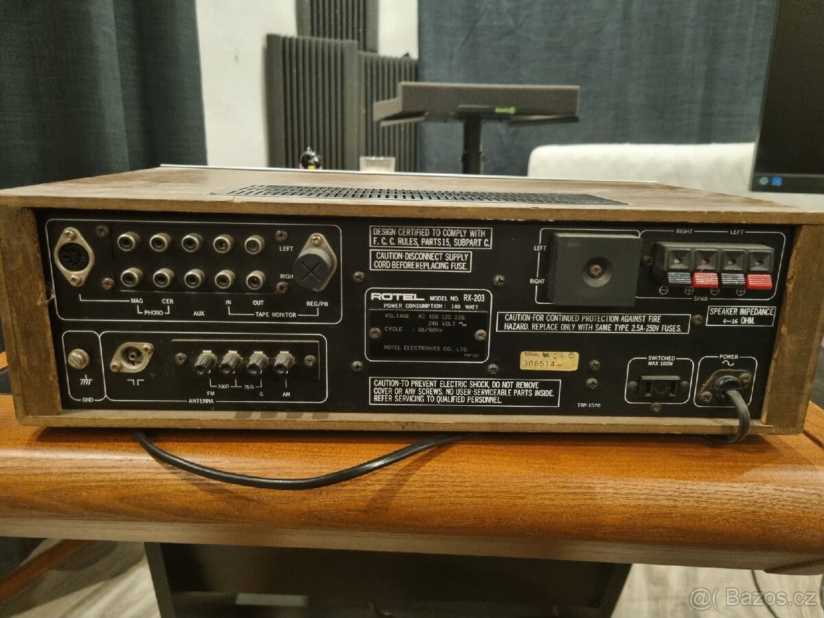 Rotel RX-203 – vintage stereo receiver - 4