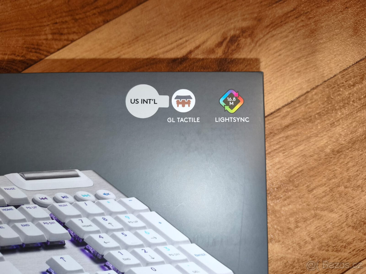 G815 LIGHTSYNC RGB Tactile BIELA, US - International QWERTY✅ - 4