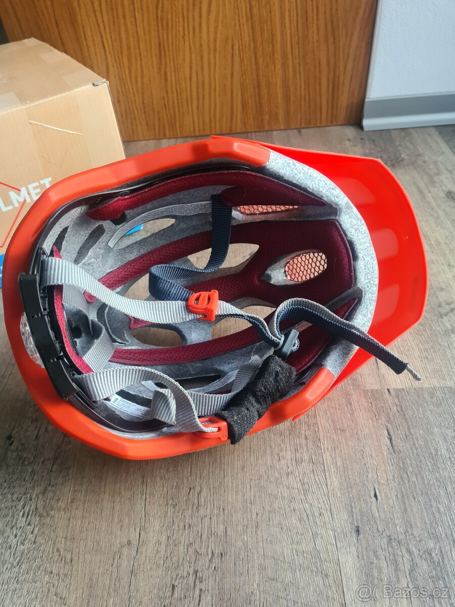 Helma na kolo Alpina dětská vel. 51-56 cm - 4
