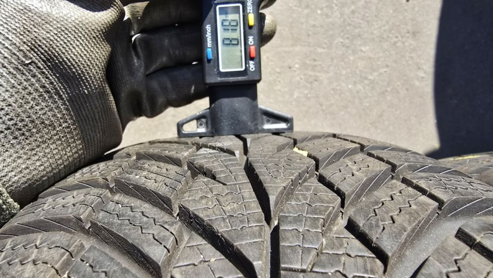 Zimní pneu 205/60R16 Continental - 4