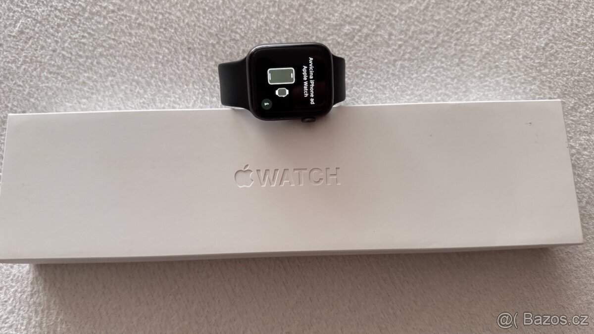 Apple Watch 5 44mm - 4