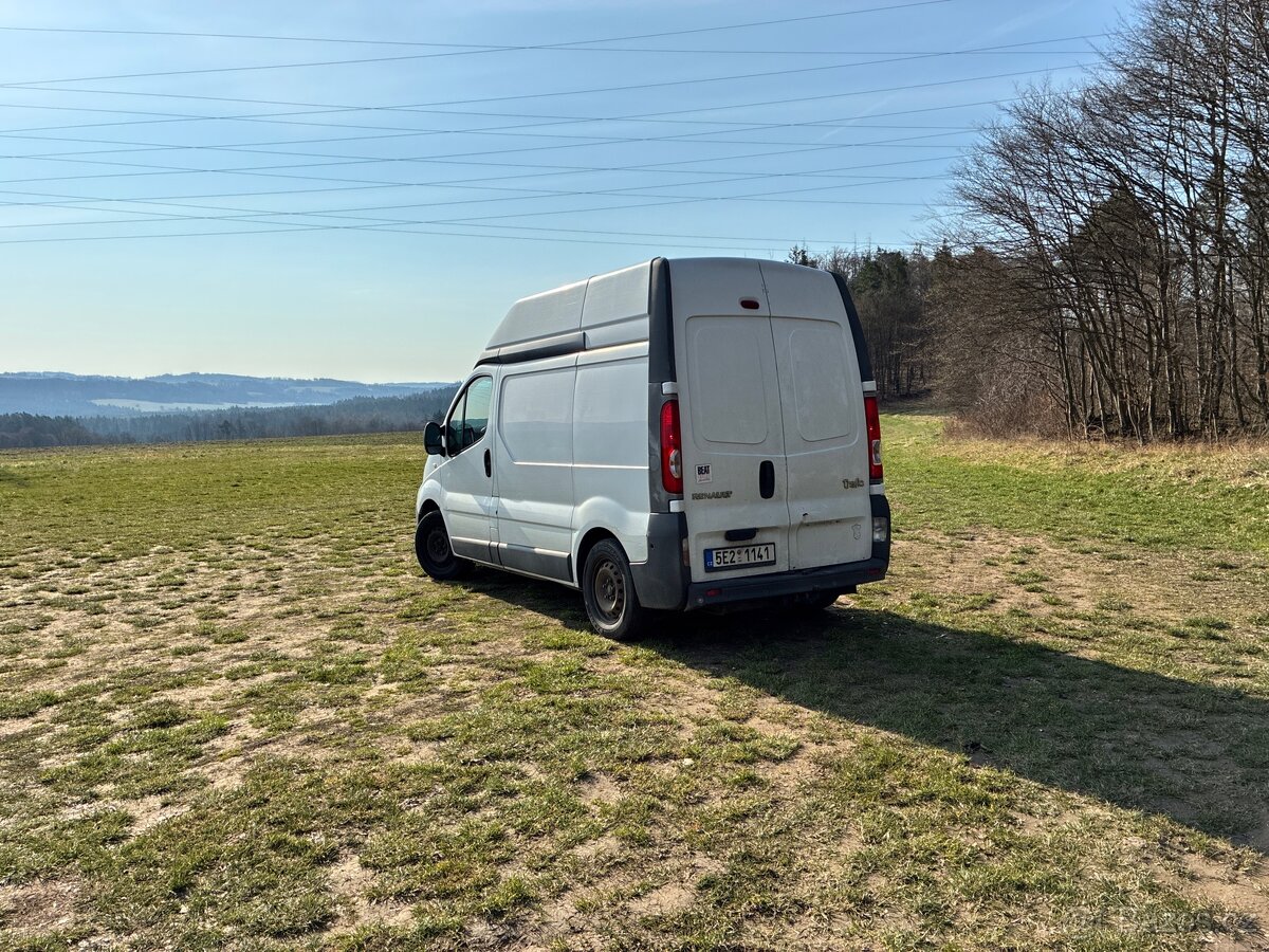 Renault Trafic 2011 - 4