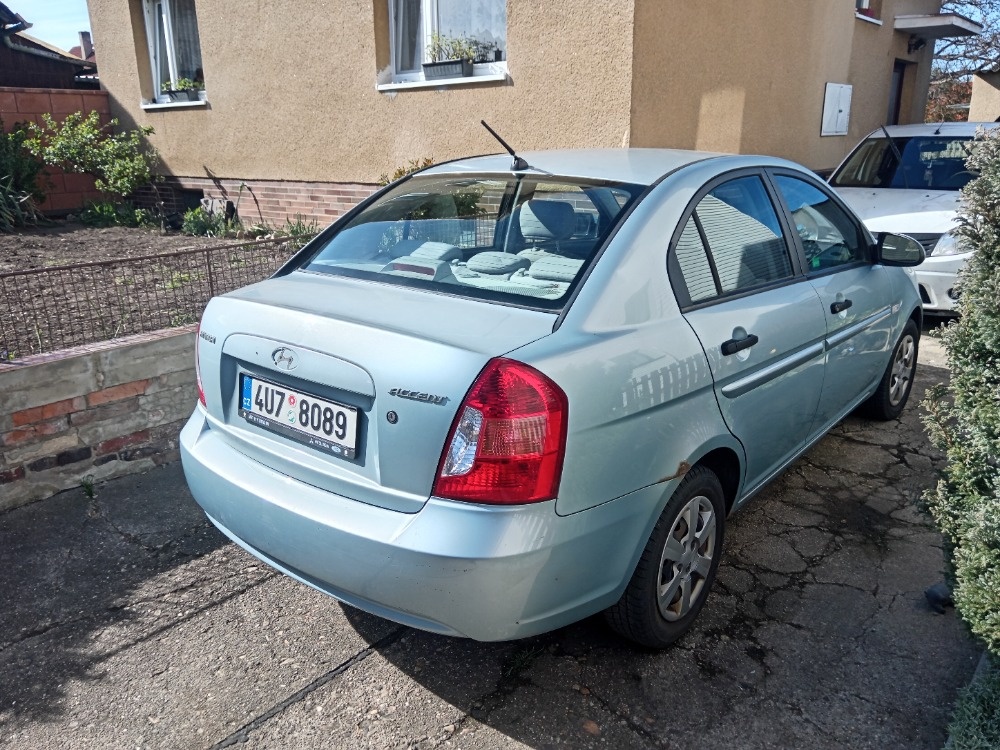 Hyundai Accent prodej - 4
