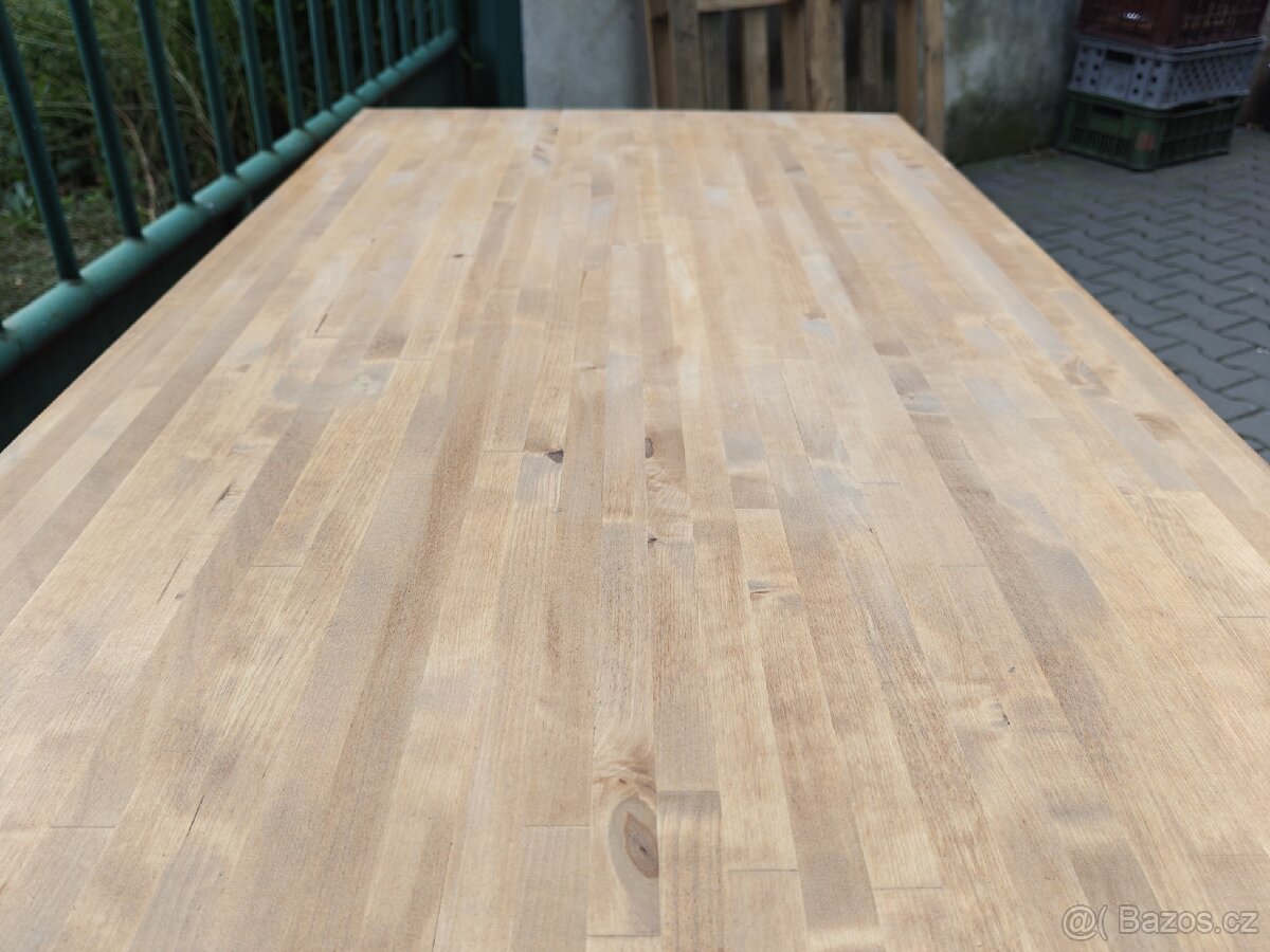 Stůl ze šicího stroje - 4