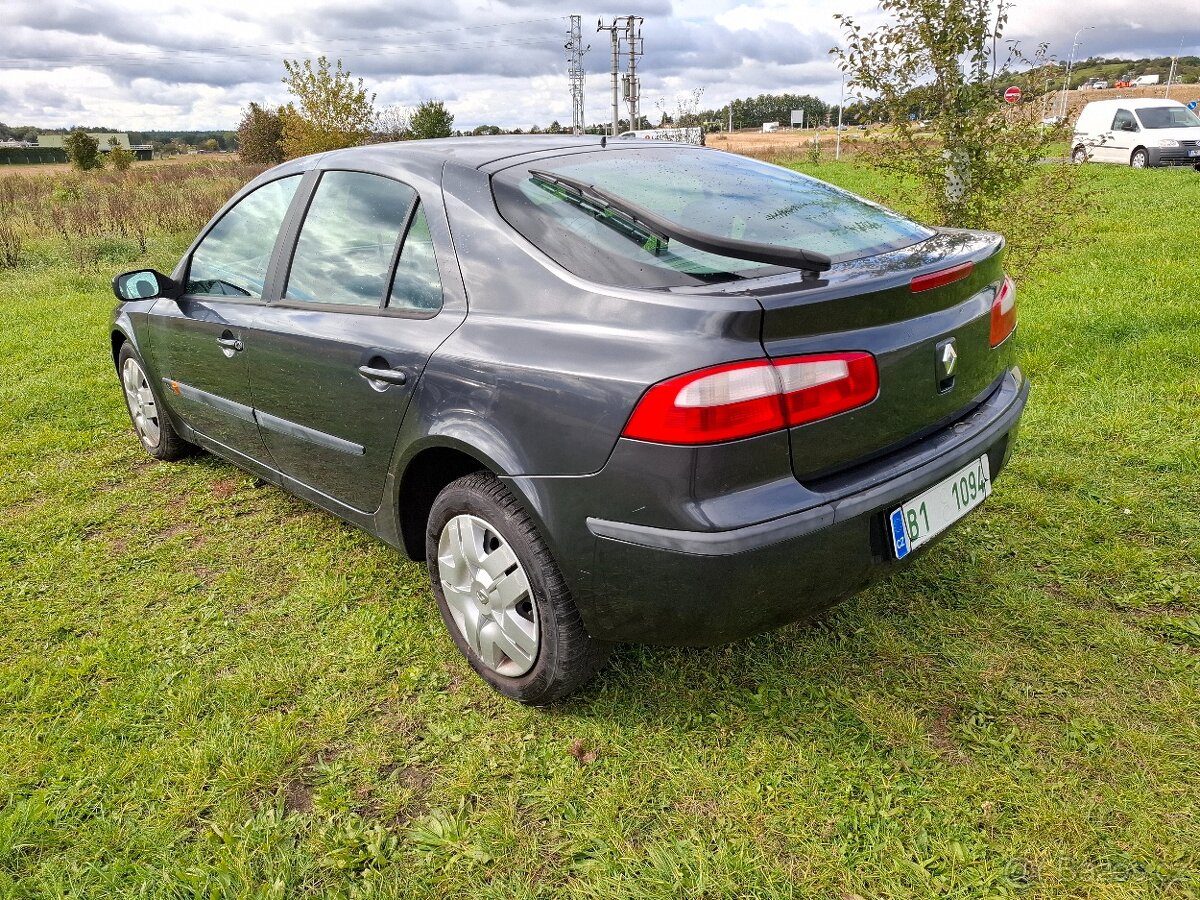 Renault Laguna 1.8i Klima Model 2003../// Na opravu/// - 4