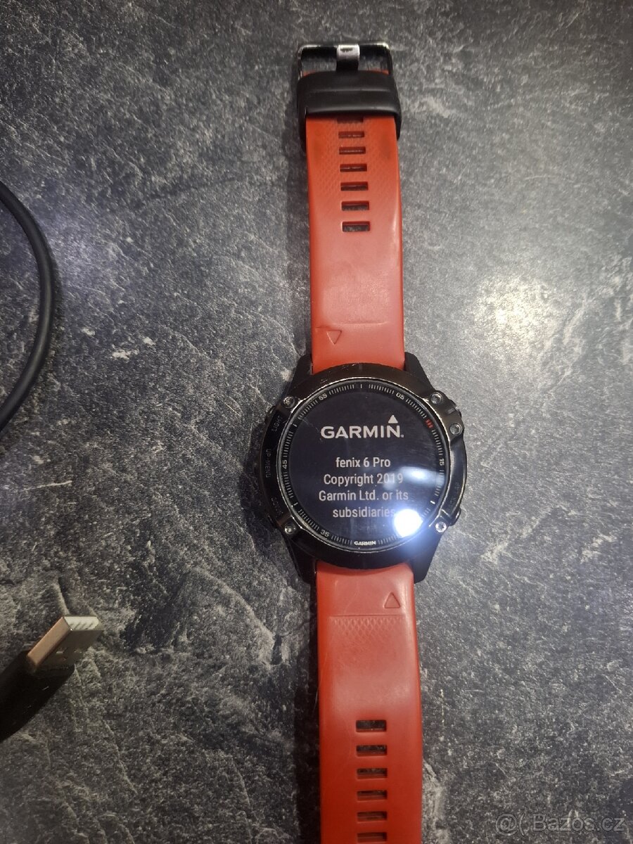Prodám chytré hodinky Garmin 6 PRO - 4