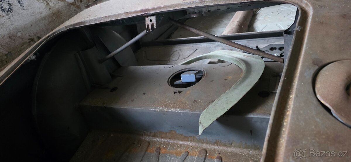 Škoda 450 felicia karoserie - 4