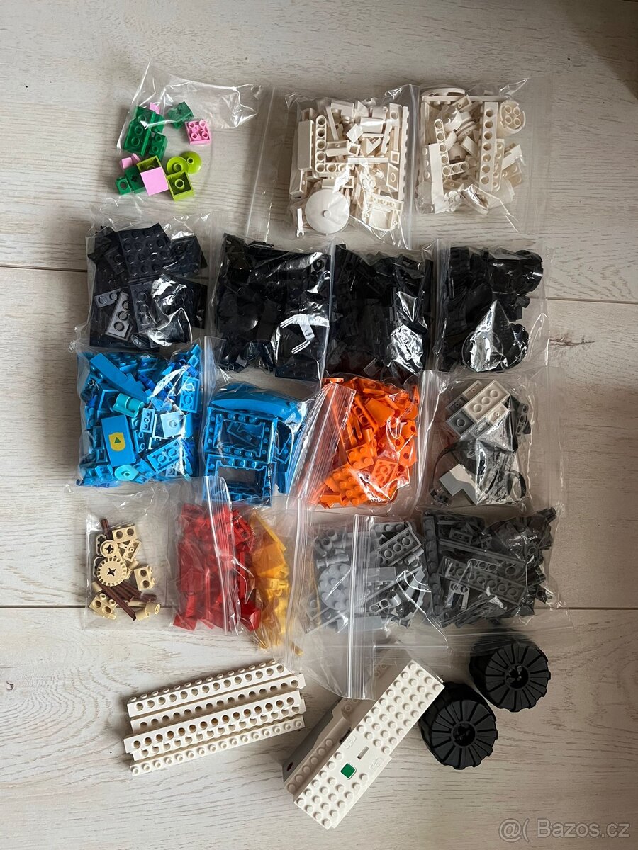 Prodám LEGO Boost 17101 - 4