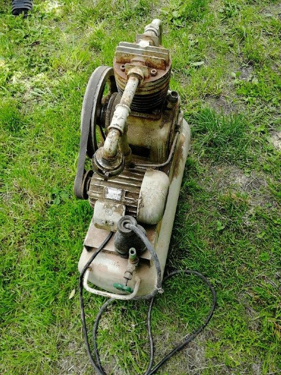 Prodám starý kompresor - 4