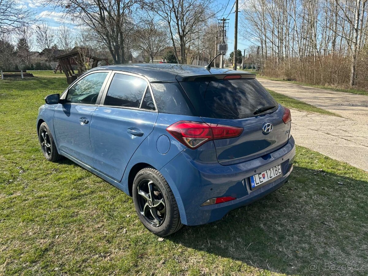Hyundai i20 1.2i 16V Classic - 4