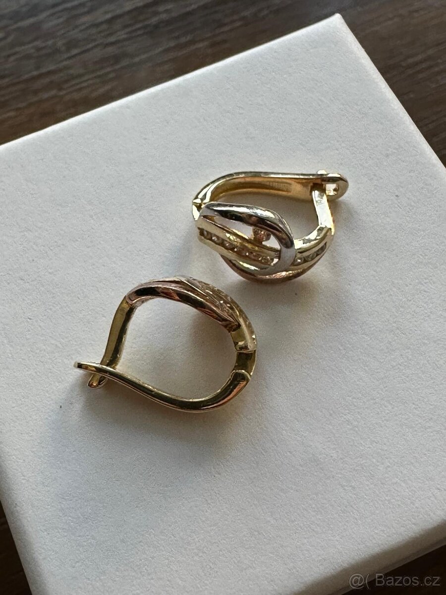 Zlaté náušnice, zdobené - 4