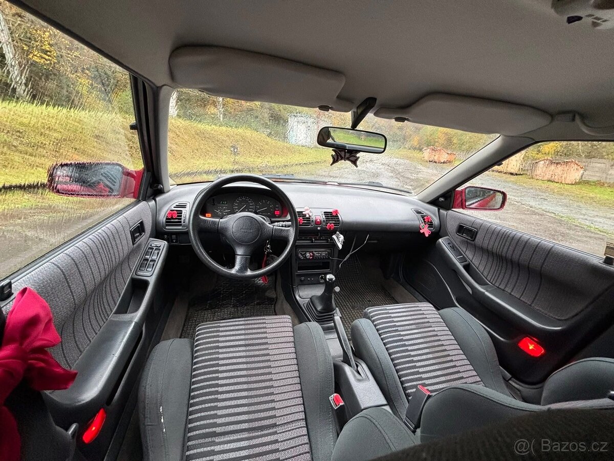 Mazda 323F BG - 4