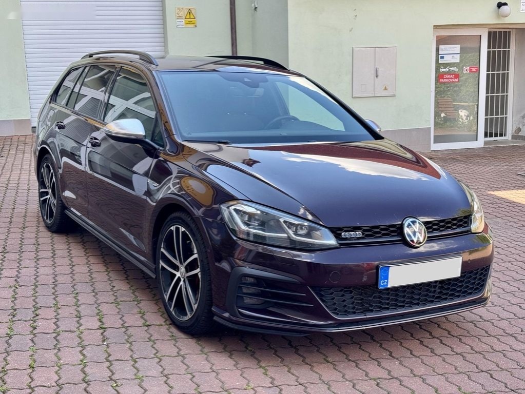 Volkswagen Golf,GTD 135kW - 4