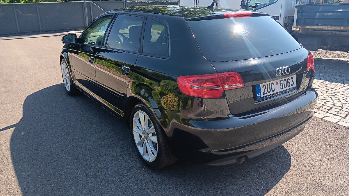 Prodám audi a3 2010 1.6tdi - 4