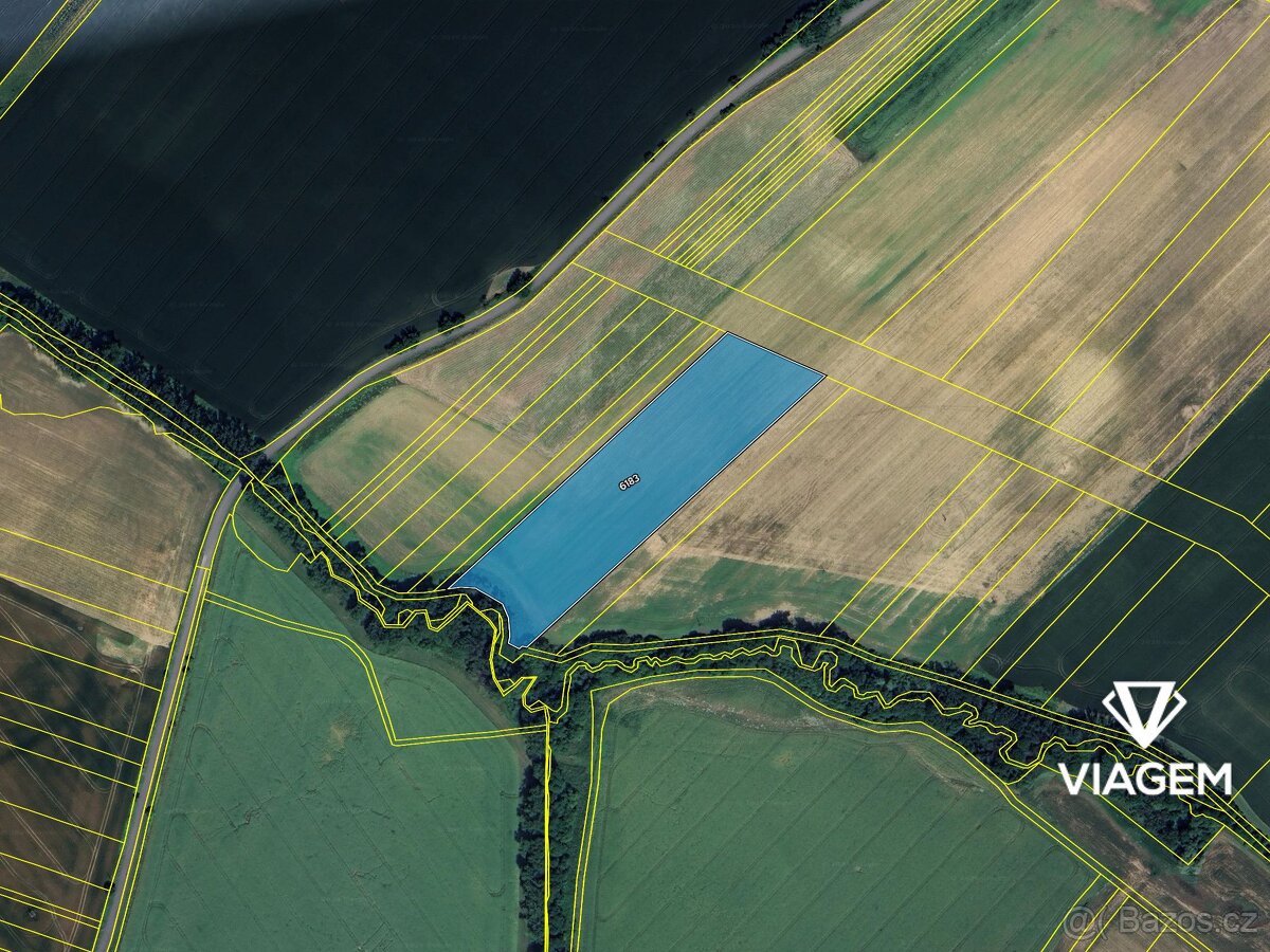 Pole 18 453 m² - 4