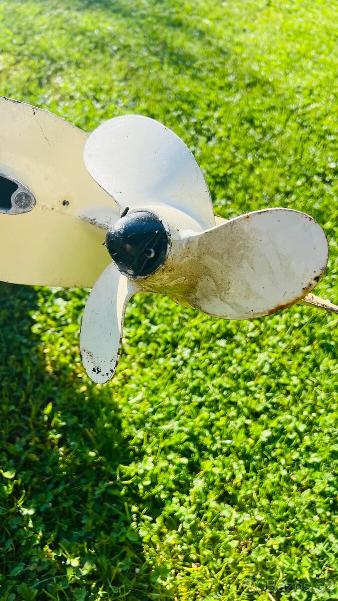 Lodní motor Johnson - 4