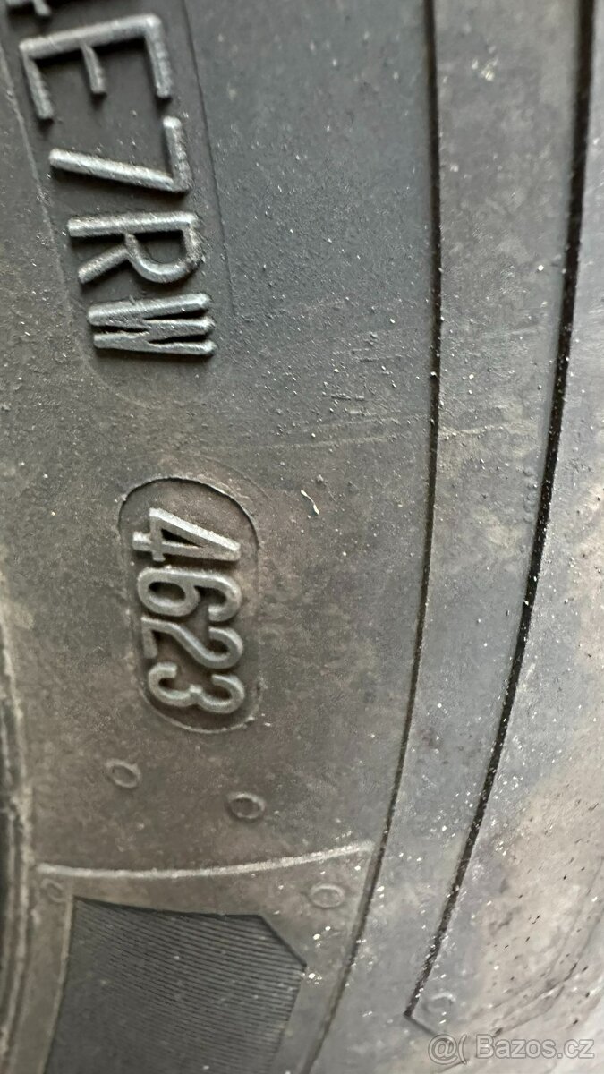 Prodám Zimní Pneu C 235/65 R16C, VanContact Winter, 4 ks - 4