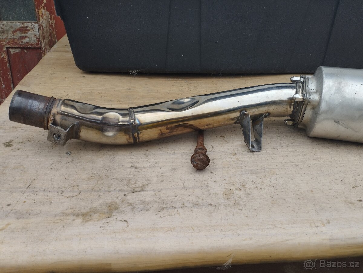 Výfuk Suzuki Bandit GSF 1200 - 4