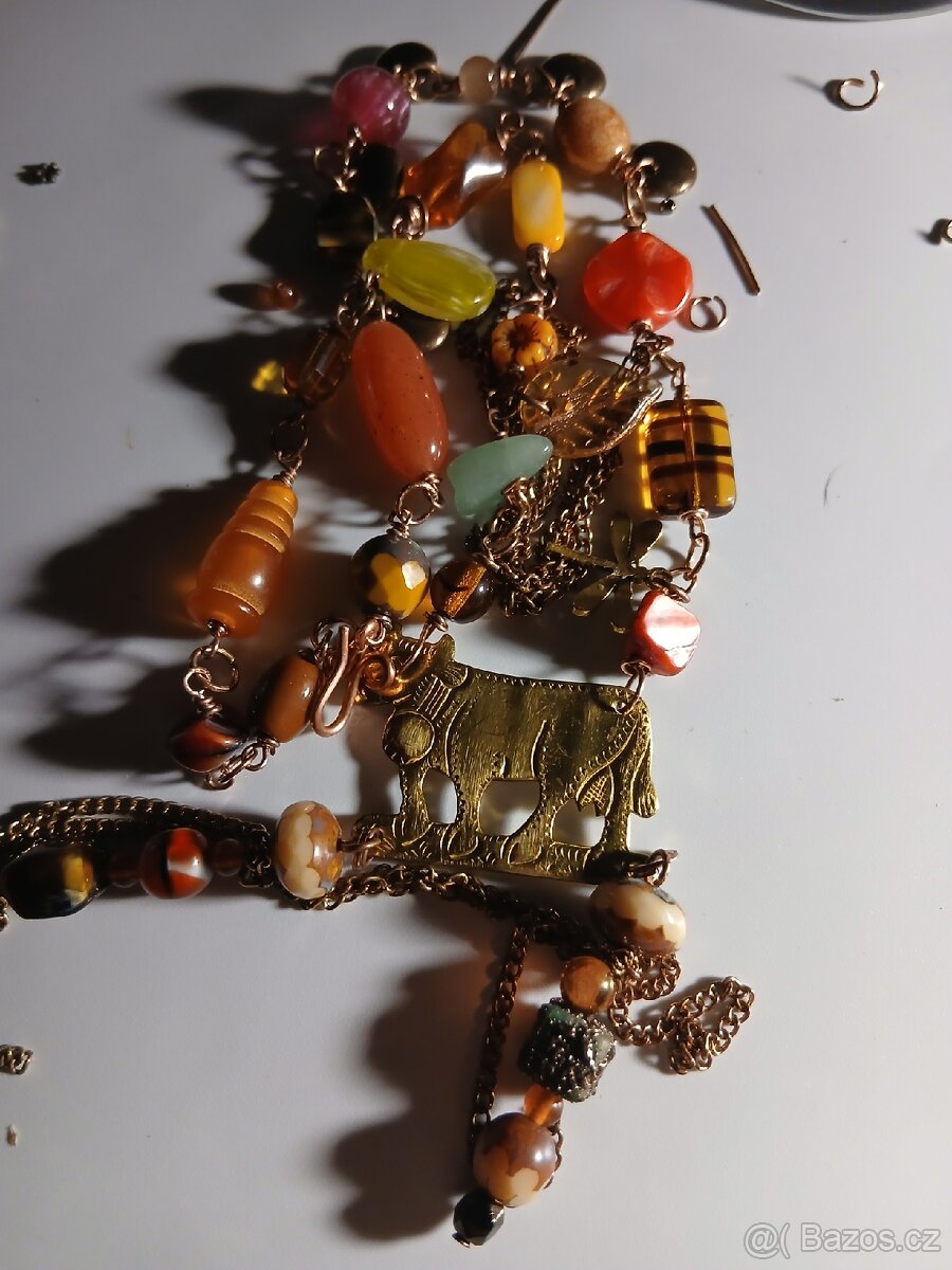 Drátkovaný náhrdelník bižuterie - 4