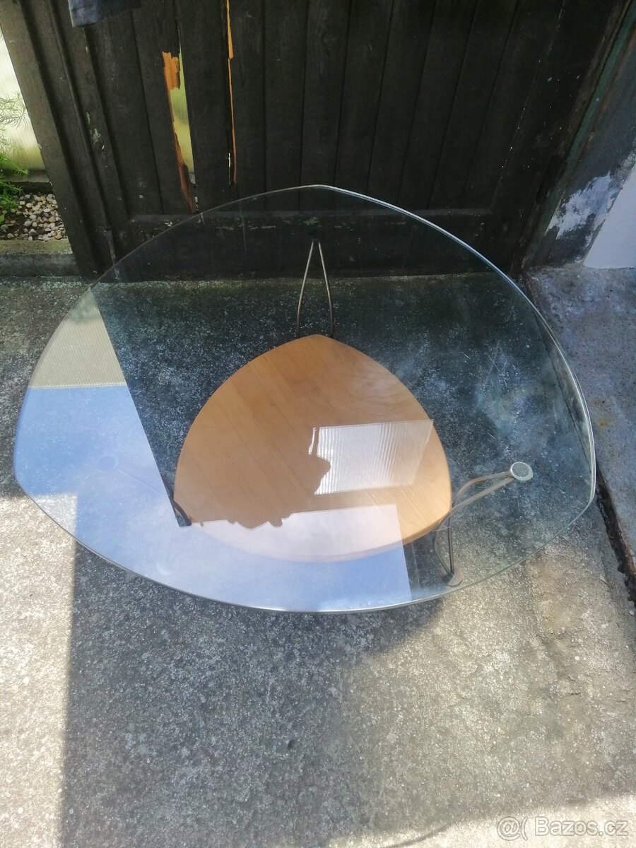 Konferenční stolek - 4