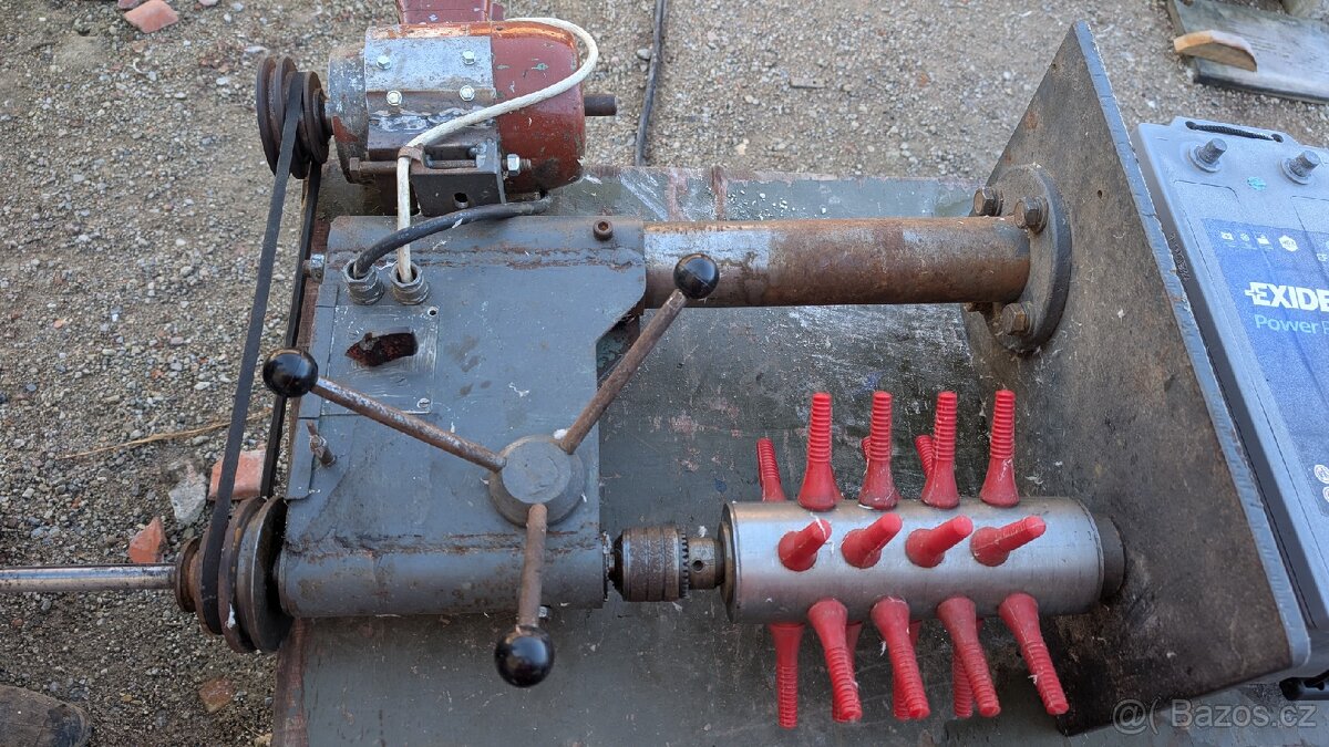 Stojanova vrtačka a škubačka - 4