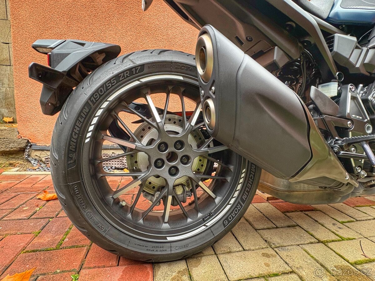 Honda CB 1000 R Black Edition 2023 - 4