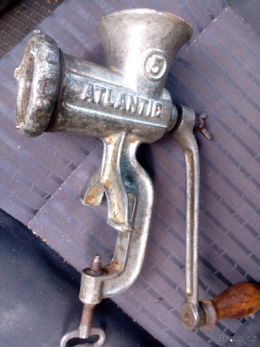 Mlýnek na maso starý poctivý retro - 4