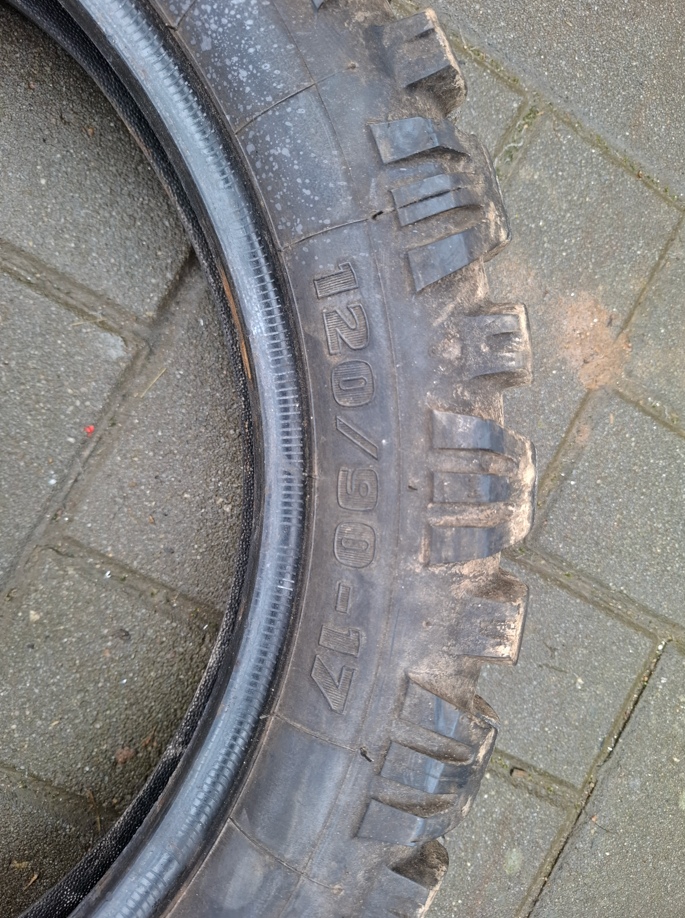 Pneumatiky Enduro - 4