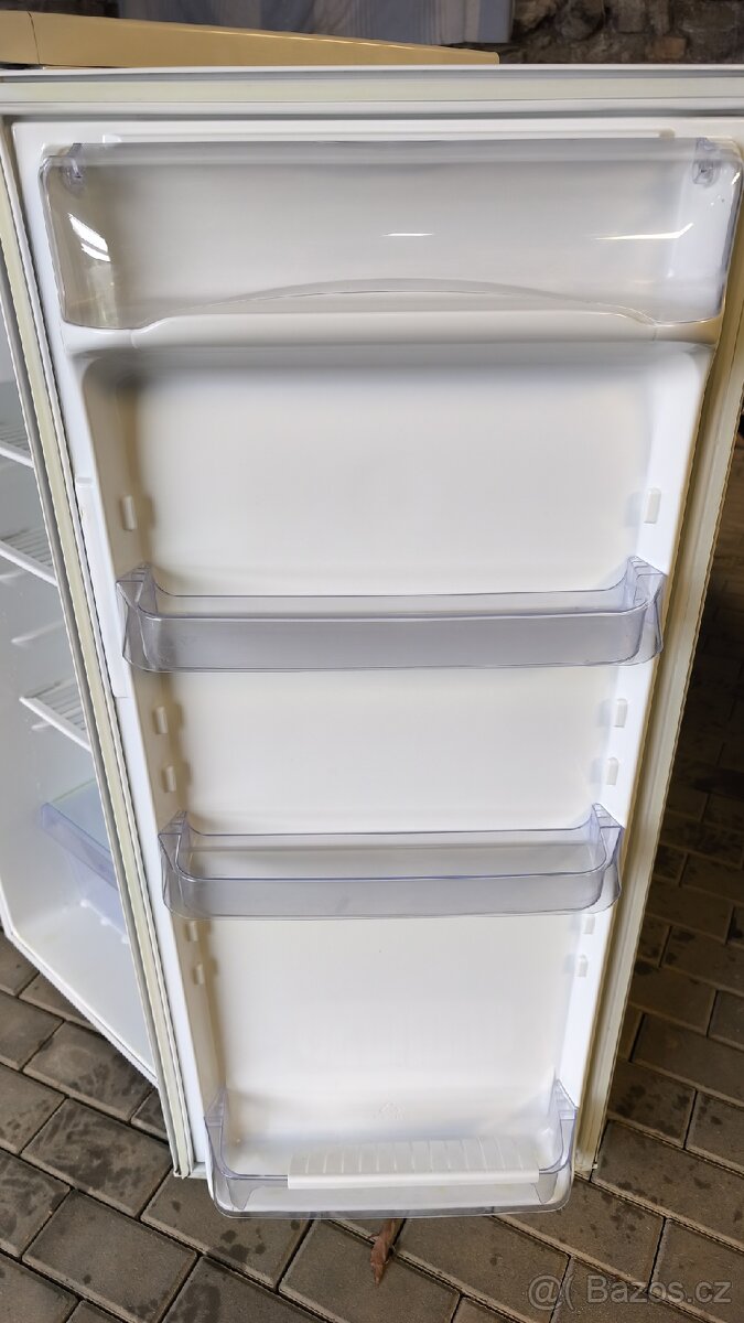 Lednička Zanussi - 4